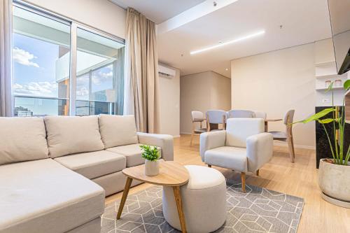 Sky Stays Petra Tower Modern Living - Floor 16