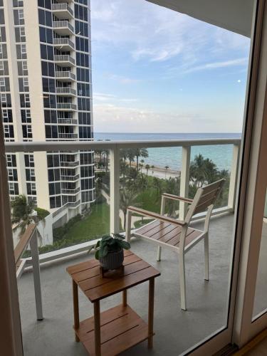 Ramada Plaza by Wyndham Marco Polo Beach Resort in Spiaggia Golden Beach
