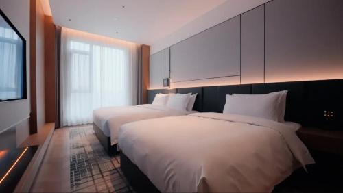 Yasia Metropark Hotel Changsha Near Tujiachong Metro Station Wuyi Square Commercial Area Orange Isle Young Mao Statue Vibrant Nightlife Business Friendly Accommodation - image 2