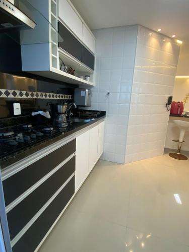 Apartment in front of Praia das Astúrias in Guarujá (Apartment in front of Praia das Asturias in Guaruja) in อัสตูเรียส