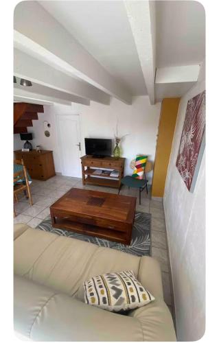 Maison ar vro 10 au coeur de la Bretagne in Gouezec