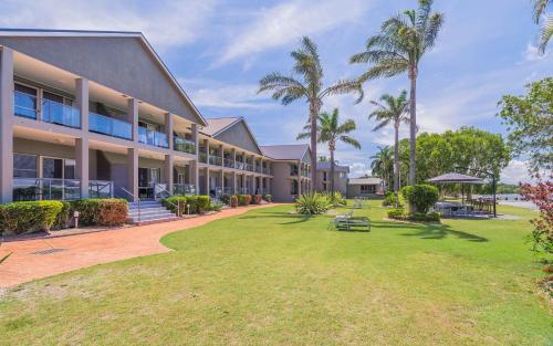 Moby Dick Waterfront Resort Motel in Yamba