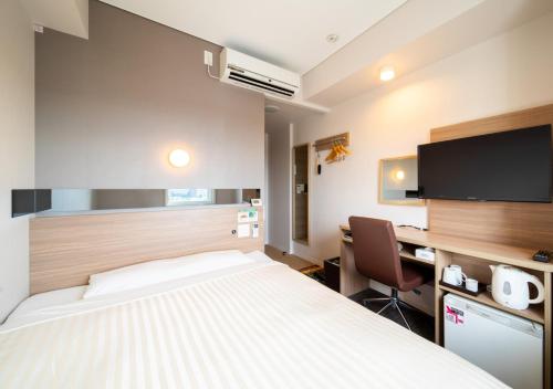 Super Hotel Totsuka Eki Higashiguchi Room Type - Double Room - Non-Smoking 