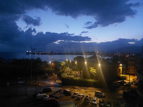 Super sea promenade apartment in Mina