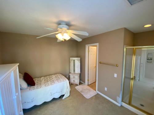 Newly Redecorated Private Desert Oasis in Shadow Ridge