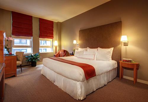 room detail thumbnail 1