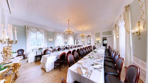 Restaurant, Vraa Slotshotel in Tylstrup