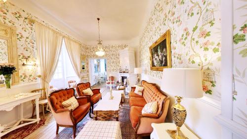 Shared lounge/TV area, Vraa Slotshotel in Tylstrup