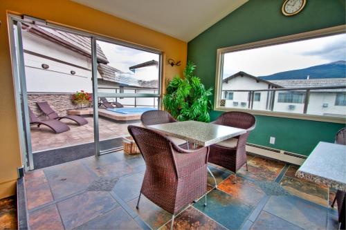 Étterem, Whistler's Inn in Jasper (AB)