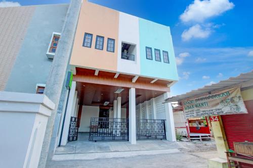 Collection O near Stadion Maguwoharjo formerly Simple Living - image 5