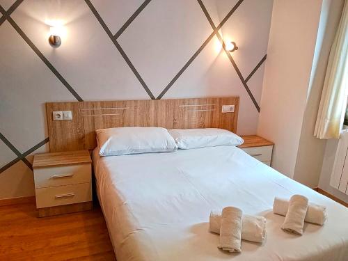 Apartamentos Pantebre 3000