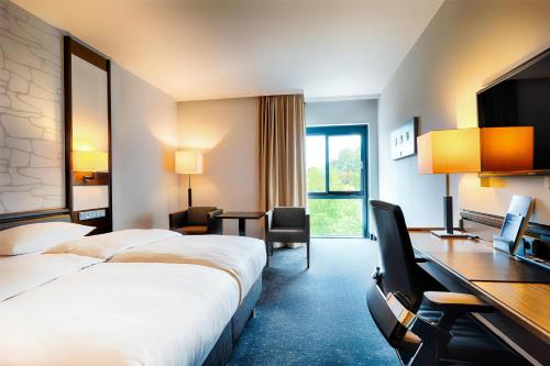 2 twin beds