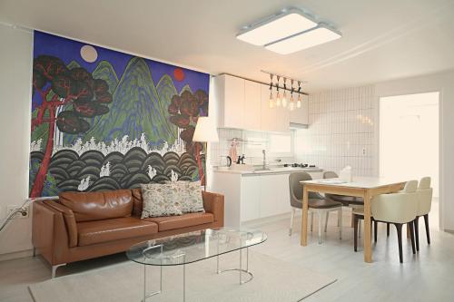 Home in Seoul # near Central Seoul # Quiet 3BR # 5 person # 3F, Soul