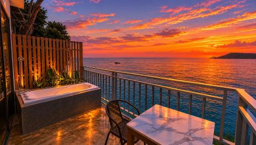 Pemandangan, The Cliff Bungalow in Koh Rong Sanloem