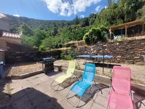 Au petit hameau - Votre gîte nature et paisible près du gouffre de Cabrespine (Au petit hameau - Votre gite nature et paisible pres du gouffre de Cabrespine) in Kabrespina