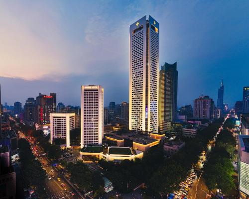 Jinling Hotel, Nan-ťing