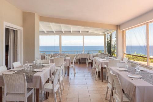 Létesítmények, Porto Skala Village Hotel in Skala