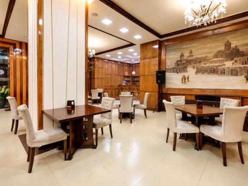 מסעדה, Cathedral Plaza Hotel in Gyumri