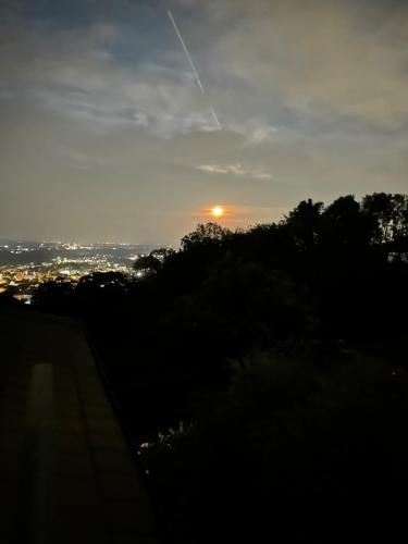 Da Noi Panoramic Guest Stay Camera Pietra in Cuorgne