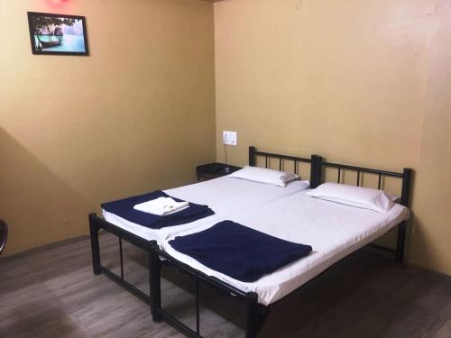 1 twin bed