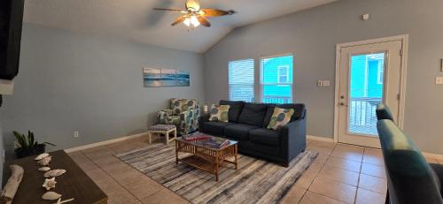 LimeAid Pet-Friendly Jamaica Beach Retreat - image 3