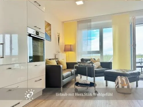 Ferienwohnung de Twargbutt Nordseeluft vom Balkon aus schnuppern in Dorum Neufeld, Deutschland