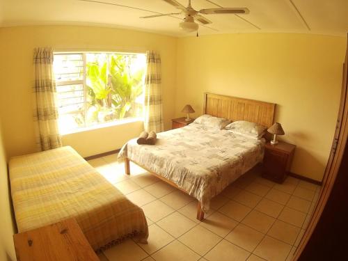 Anchorage Cottage & The Moorings in Cape St. Francis