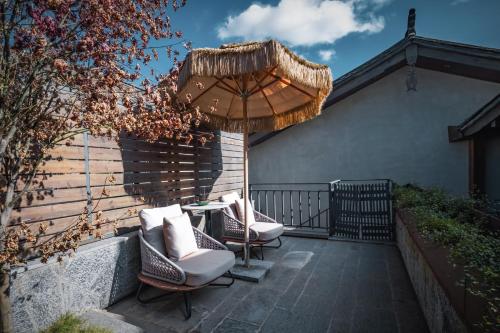 SUYAN - Chinese Tea Atelier & Boutique Courtyard - Handcrafted Chinese Afternoon Tea & Panoramic Café - Contemporary Chinese Design - image 2