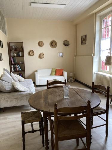 Appartement 2 pièces, hyper centre, 5 couchages, très lumineux