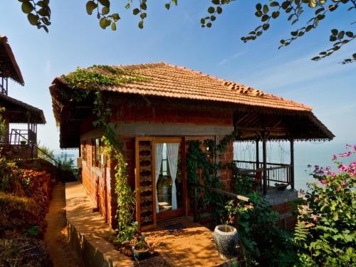 SaffronStays Villa 270, Dapoli