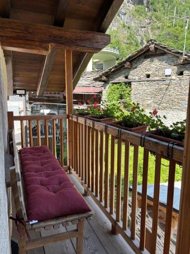 balkon/terasa, Riverside Rooms Emma For young and wild spirits in Pontboset