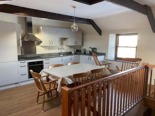 virtuve, 5 Swallowholm Cottages in Langthwaite