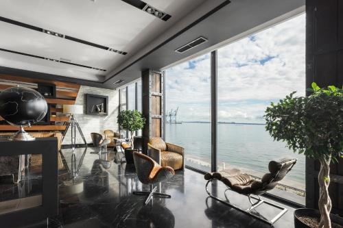 M1 club hotel in Odessa