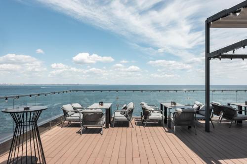 M1 club hotel in Odessa