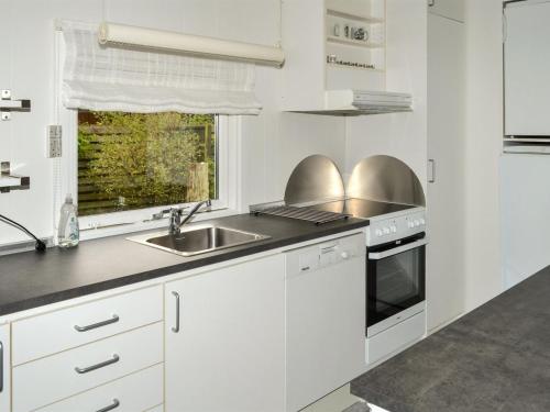 Kitchen, Holiday Home Raya - 250m from the sea by Interhome in Hals