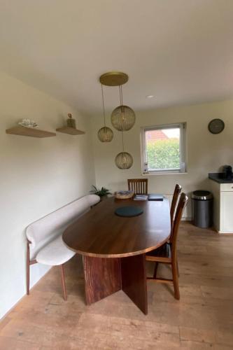 virtuve, Holiday Home Bungalowpark It Wiid by Interhome in Tytsjerksteradiel