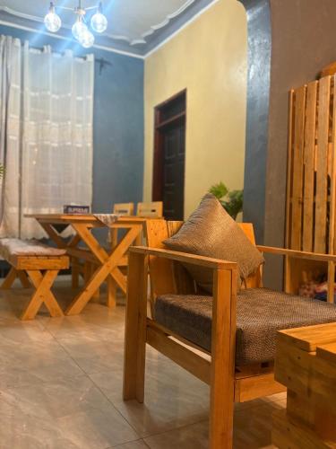 Peryn Suites Family and Group Stay, Mparo - Hoima City, Uganda in Hoima