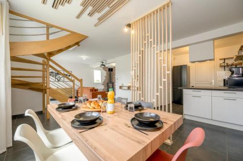 Les Fauvettes I Maison cosy avec jardin et cinéma - Location saisonnière - Yffiniac