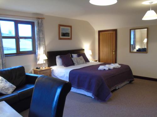 Pwllgwilym Holiday Cottages and B&B in Cilmery