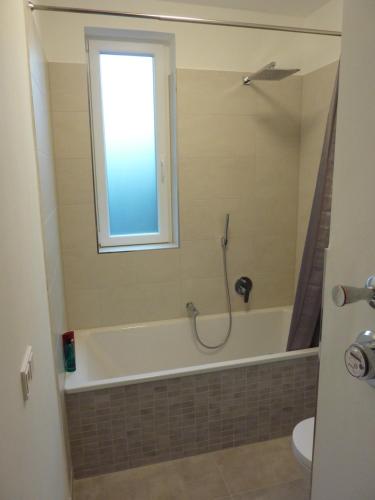 All you need - Room, Amburgo (foto 9)