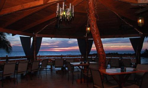 Ristorante, The Meridian at Lighthouse Point in Isola Roatan