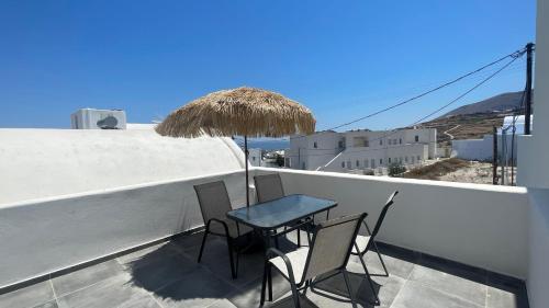 Aliki's Apartments