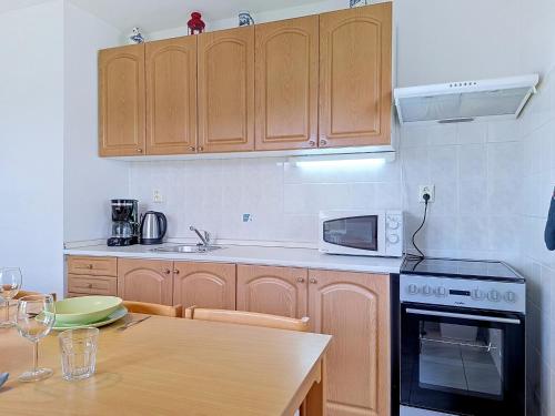 Holiday Home Green Valley Park Stárkov 15 by Interhome (Holiday Home Green Valley Park Starkov 15 by Interhome) in Stárkov