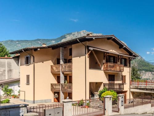 Apartment House Bigio by Interhome in Novate Mezzola