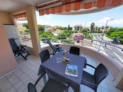 Apartment Le Consul-3 by Interhome