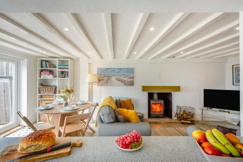 Iekārtas, 2 Bed in Llanfair oc-a30451 in Lanfeira
