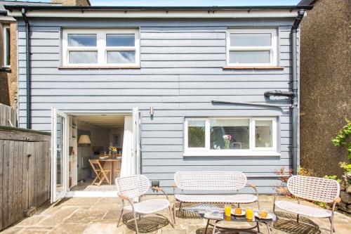 Iekārtas, 2 Bed in Llanfair oc-a30451 in Lanfeira