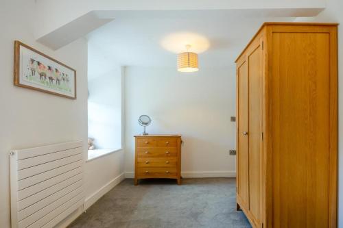 Iekārtas, 2 Bed in Llanfair oc-a30451 in Lanfeira