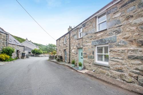 Iekārtas, 2 Bed in Llanfair oc-a30451 in Lanfeira