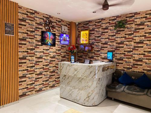 JMB Hotel Height photo 5